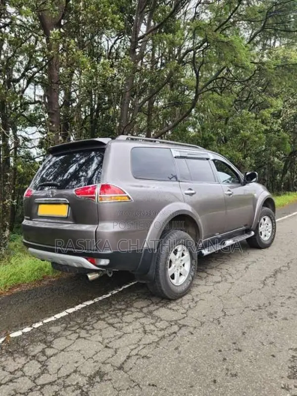 Mitsubishi Montero Sport 2012 SUV (Used)