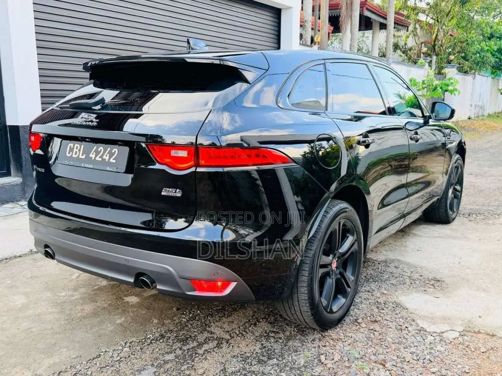 Jaguar F-Pace High Spec 2020 SUV (Used)