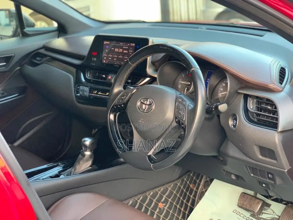 Toyota Chr GT 2018 SUV (Used)