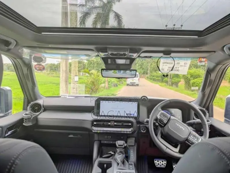 Toyota Land Cruiser Prado 250 VX 2025 SUV (Used)