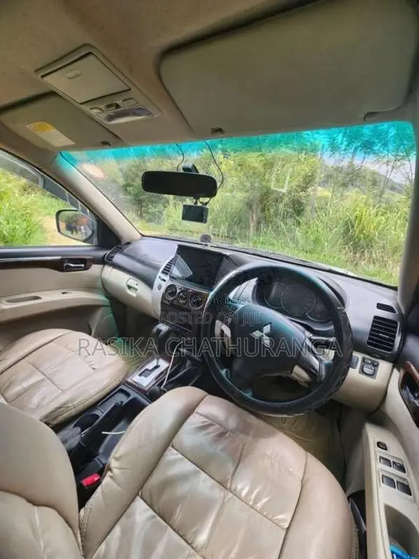 Mitsubishi Montero Sport 2012 SUV (Used)