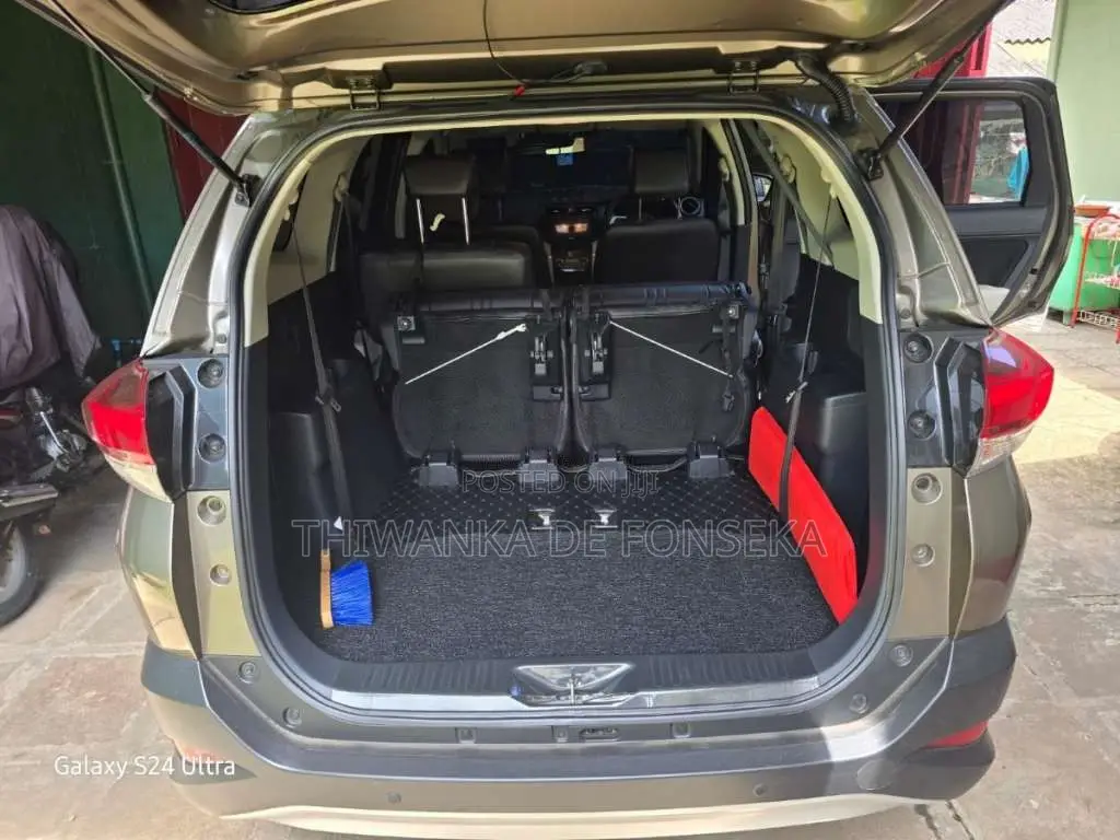 Toyota Rush 2025 SUV (Used)