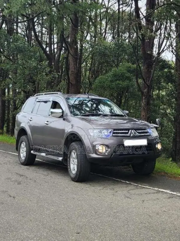 Mitsubishi Montero Sport 2012 SUV (Used)