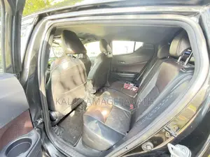 Toyota CHR 2017 SUV (Used)