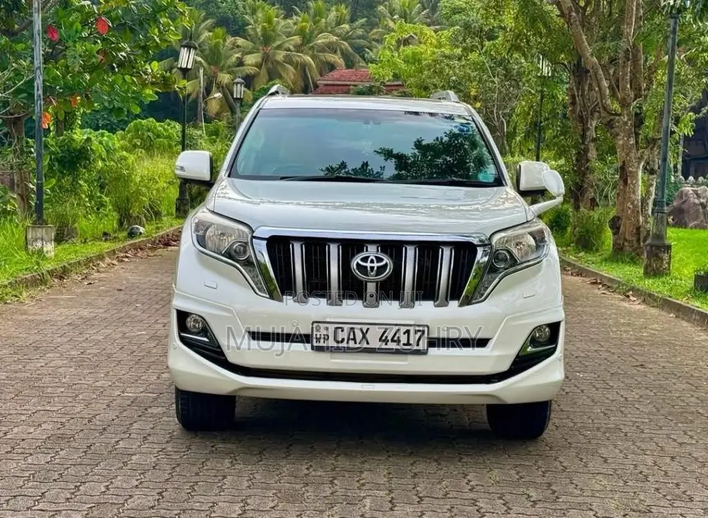 Toyota Land Cruiser 150 2015 SUV (Used)