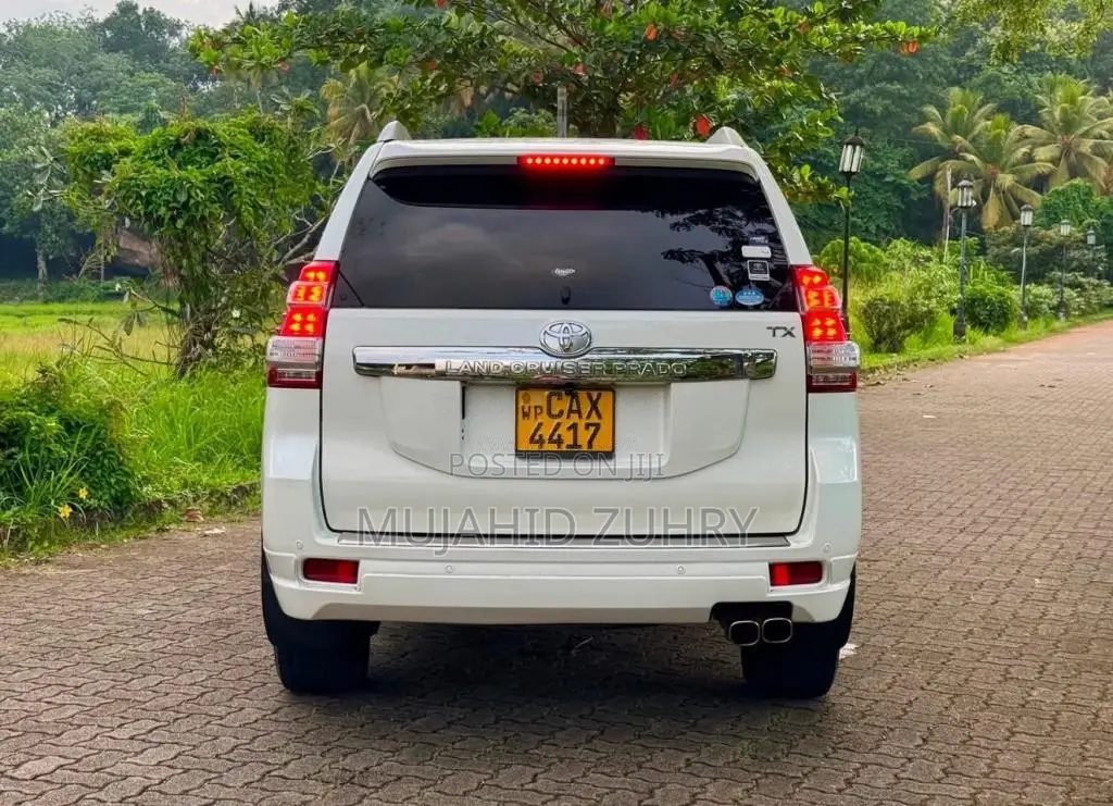 Toyota Land Cruiser 150 2015 SUV (Used)