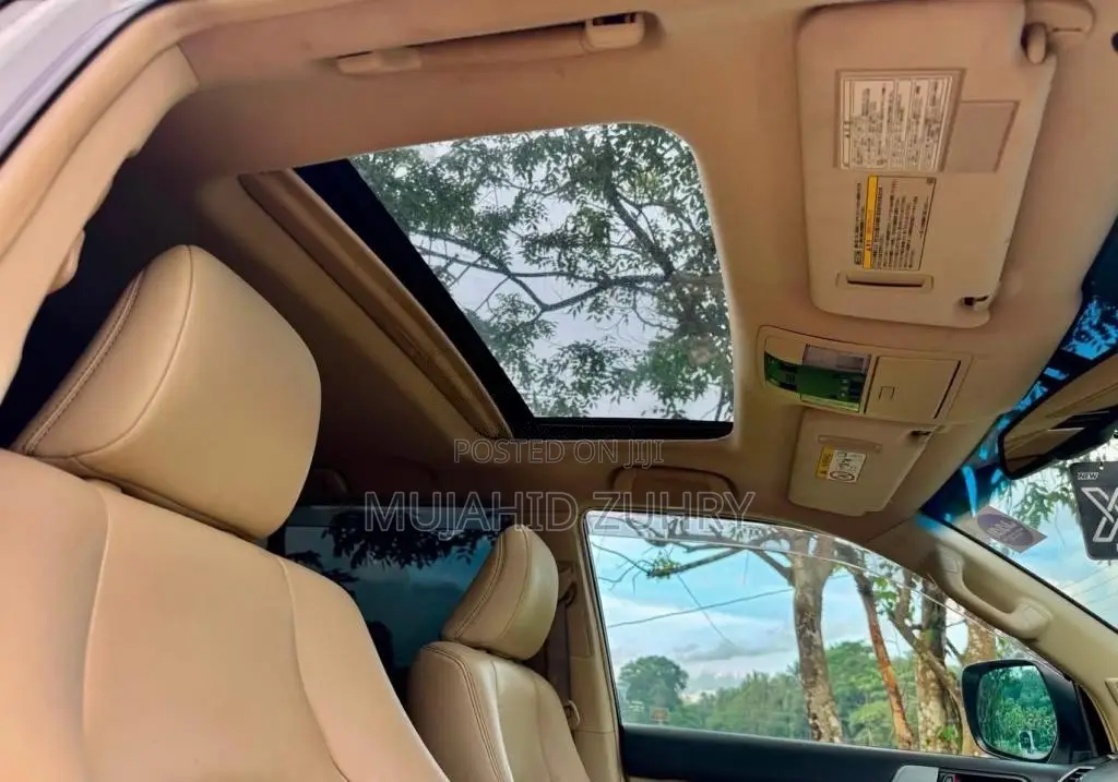 Toyota Land Cruiser 150 2015 SUV (Used)