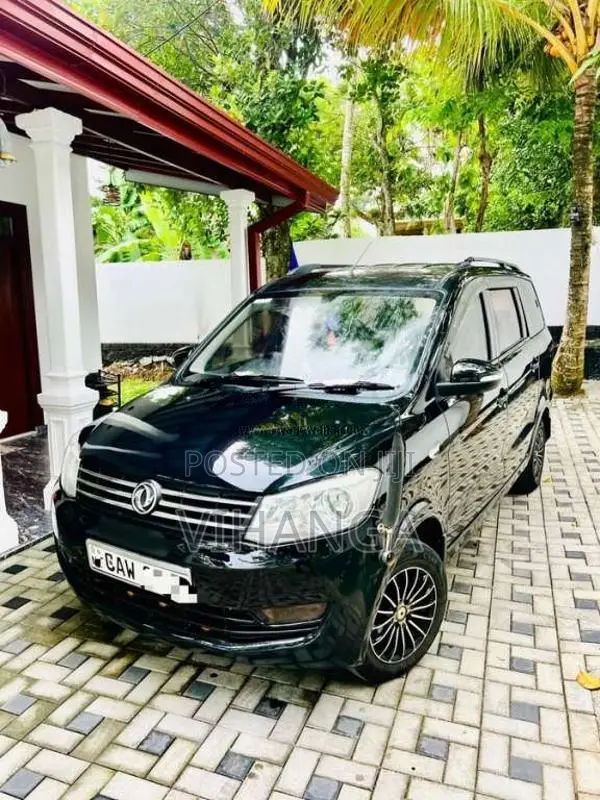 DFSK Glory 330 VVT 2017 SUV (Used)