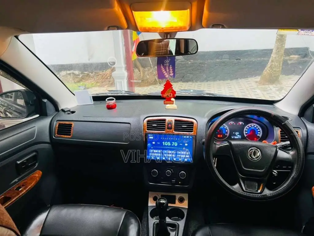 DFSK Glory 330 VVT 2017 SUV (Used)