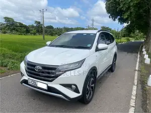 Toyota Rush 2019 SUV (Used)
