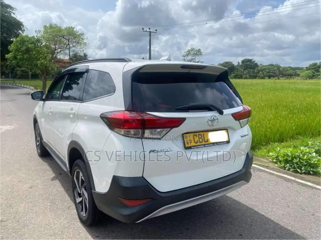Toyota Rush 2019 SUV (Used)