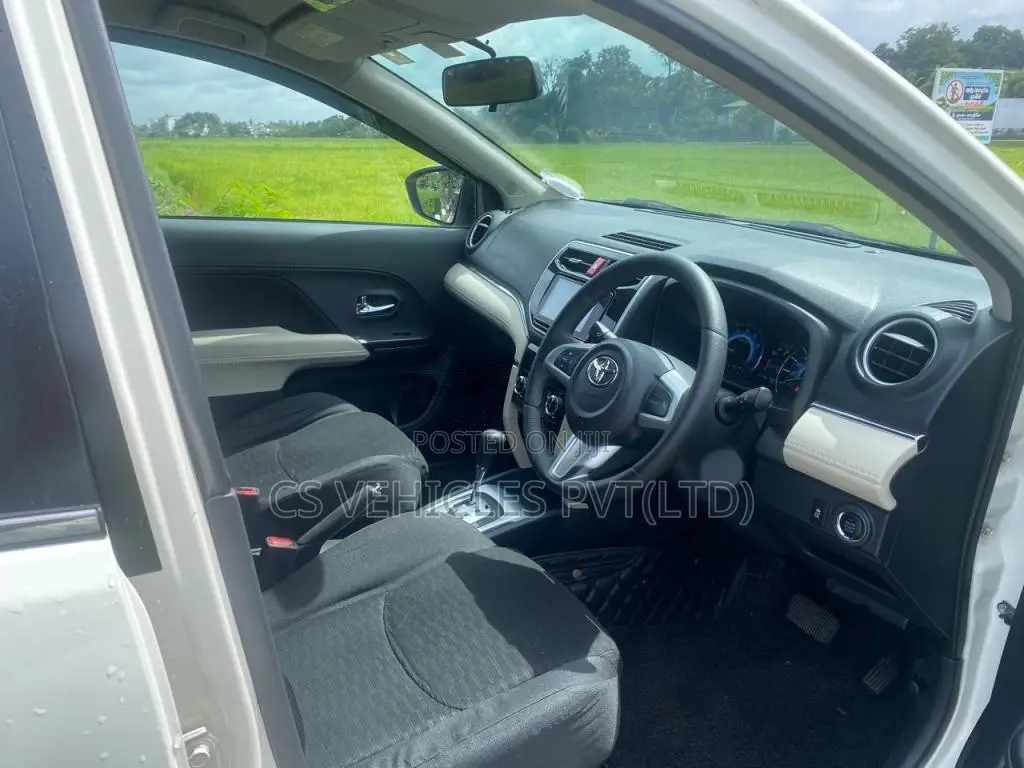Toyota Rush 2019 SUV (Used)