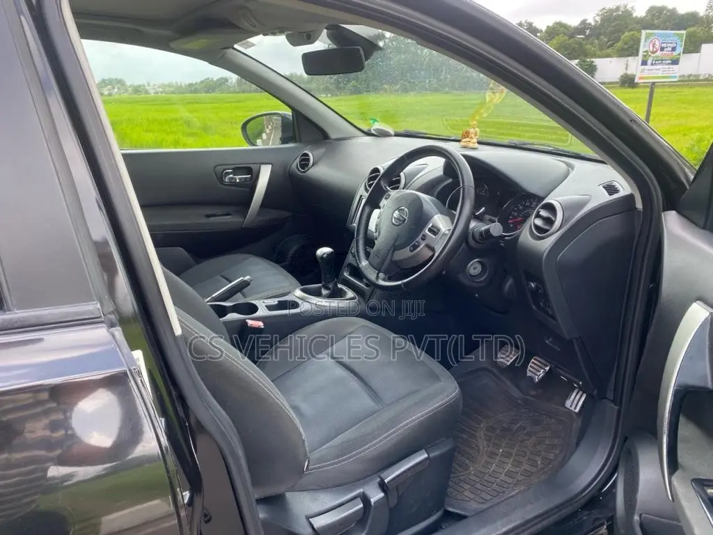 Nissan Qashqai 2011 SUV (Used)