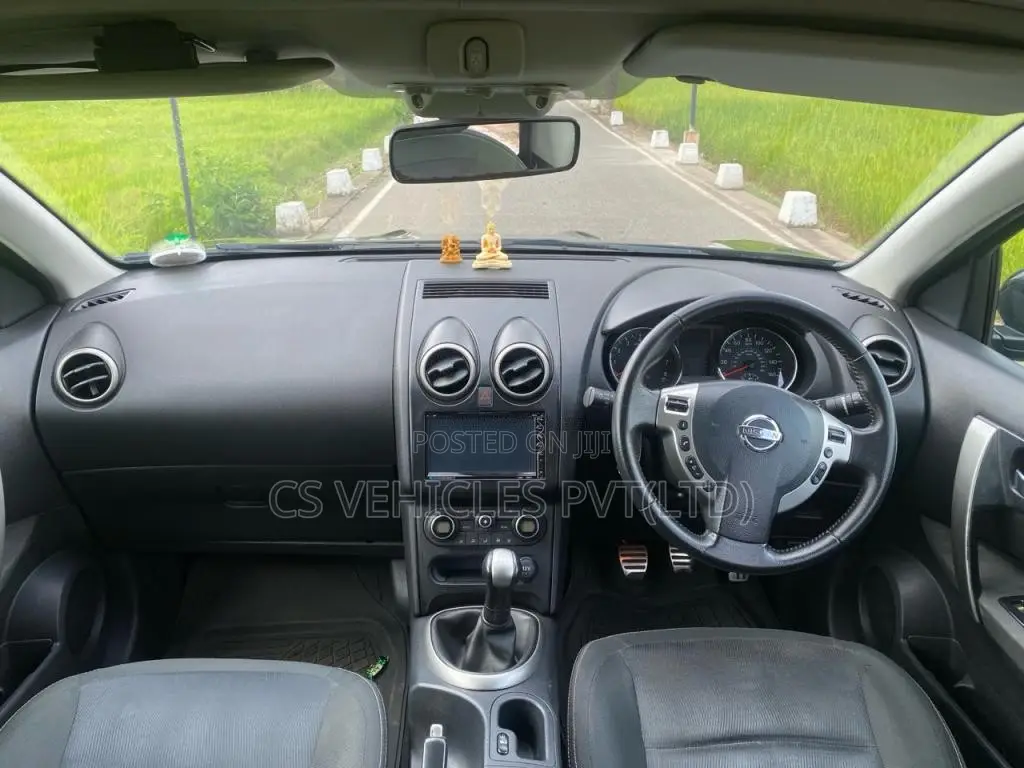 Nissan Qashqai 2011 SUV (Used)