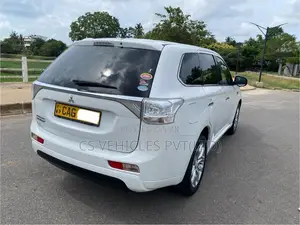 Mitsubishi Outlander 2014 SUV (Used)