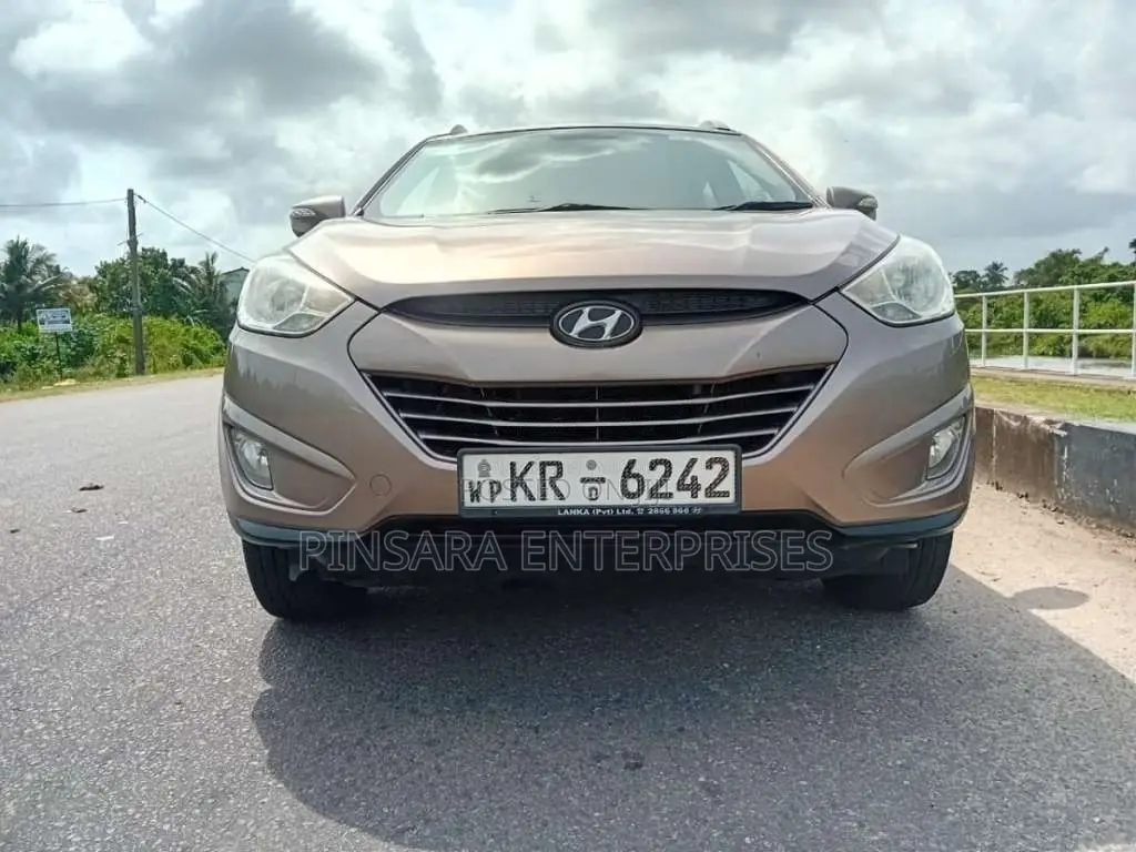 Hyundai Tucson 2011 SUV (Used)