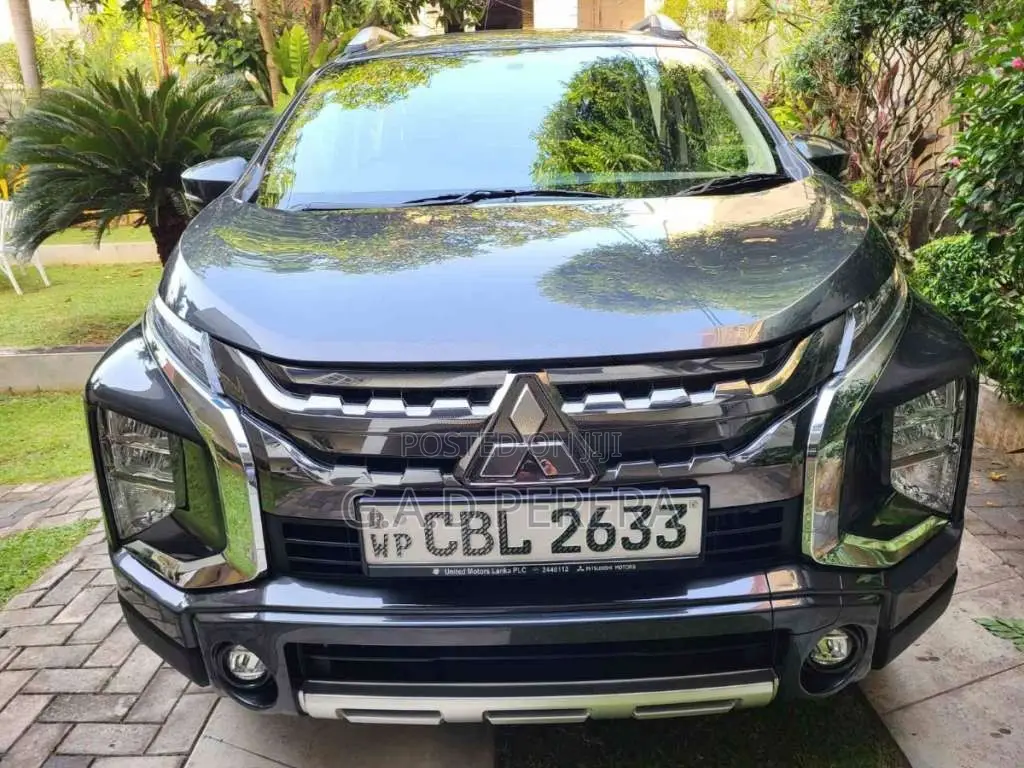 Mitsubishi Xpander Cross 2020 SUV (Used)