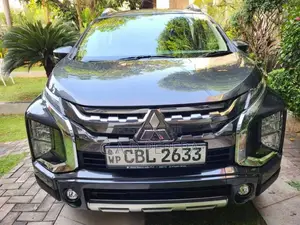 Mitsubishi Xpander Cross 2020 SUV (Used)