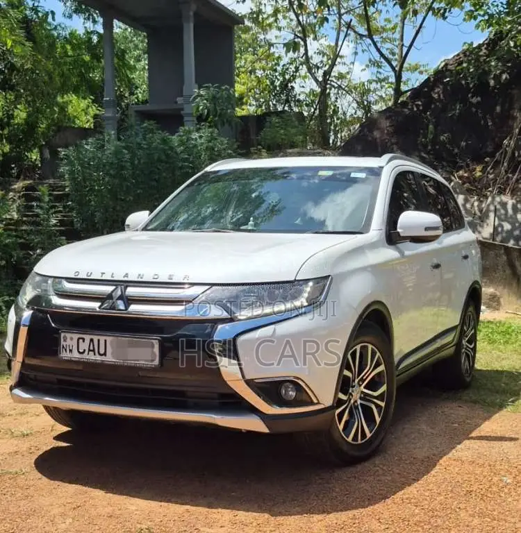 Mitsubishi Outlander 2016 SUV (Used)