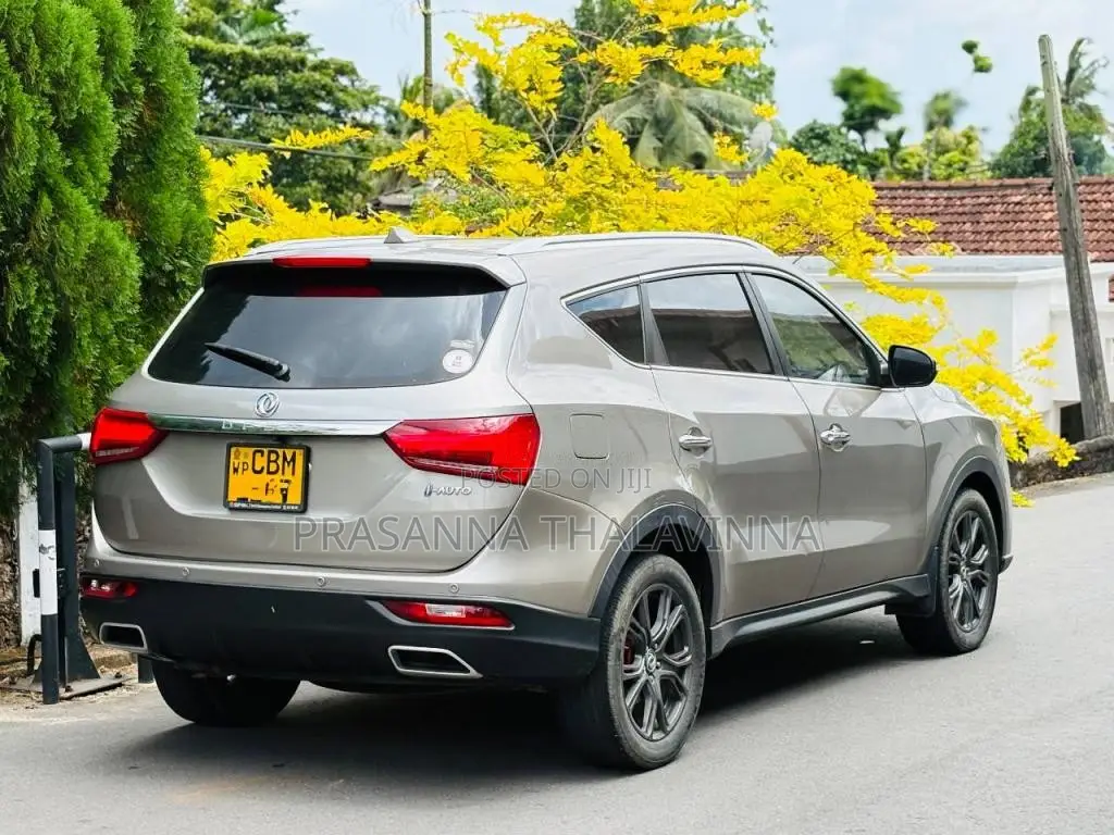 DFSK Glory I-Auto 2022 SUV (Used)