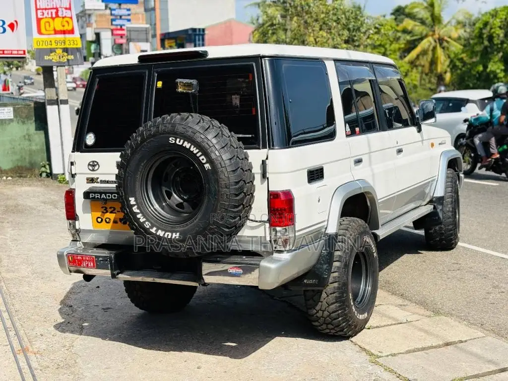 Toyota Box Prado 1989 SUV (Used)