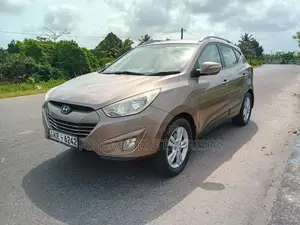 Hyundai Tucson 2011 SUV (Used)