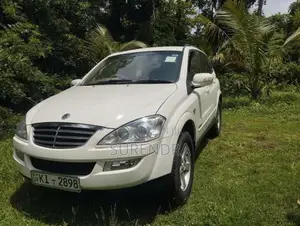 Micro Kyron 2009 SUV (Used)