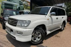 Toyota Land Cruiser Sahara 100 VX Limited 2004 SUV (Used)