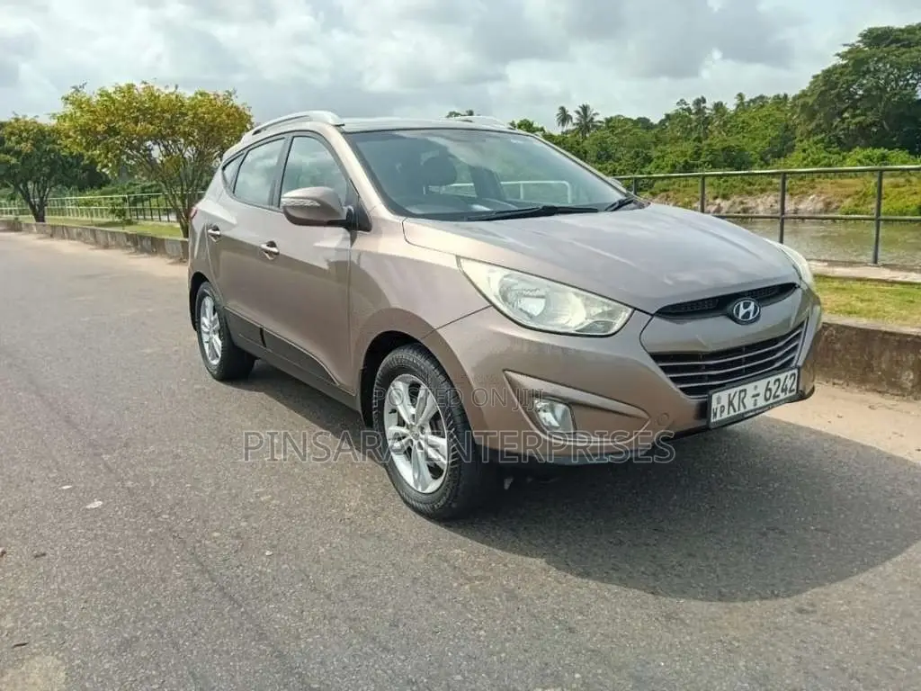 Hyundai Tucson 2011 SUV (Used)