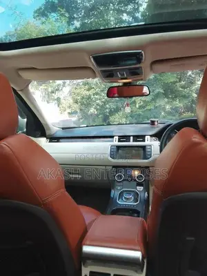 Land-Rover Evoque 2012 SUV (Used)