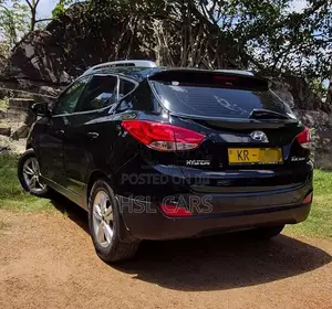 Hyundai Tucson 2011 SUV (Used)