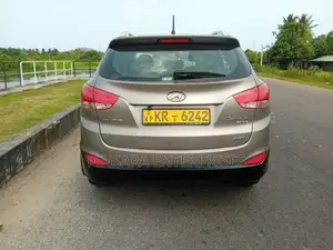 Hyundai Tucson 2011 SUV (Used)