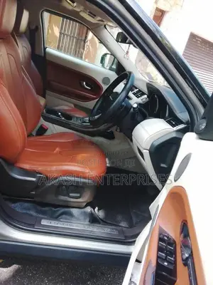 Land-Rover Evoque 2012 SUV (Used)