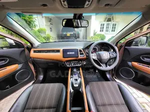 Honda Vezel Orange Pack 2016 SUV (Used)