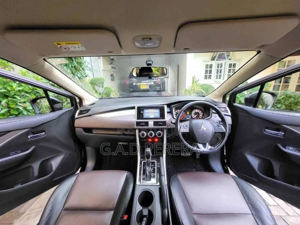 Mitsubishi Xpander Cross 2020 SUV (Used)