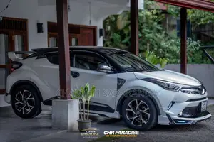 Toyota CHR NGX50 GT AWD 2018 SUV (Used)