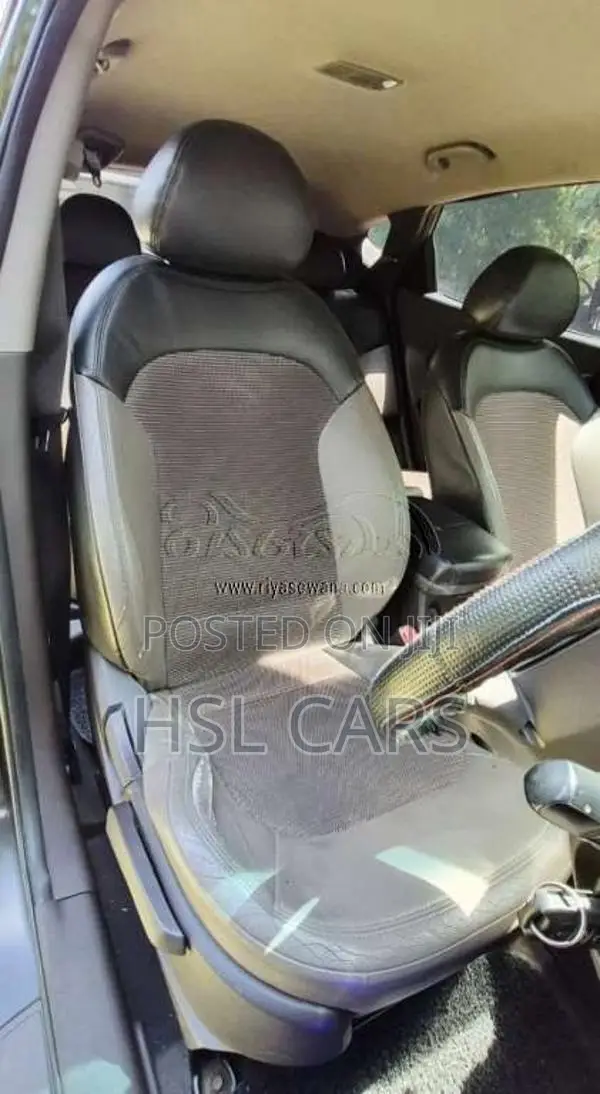 Hyundai Tucson 2011 SUV (Used)