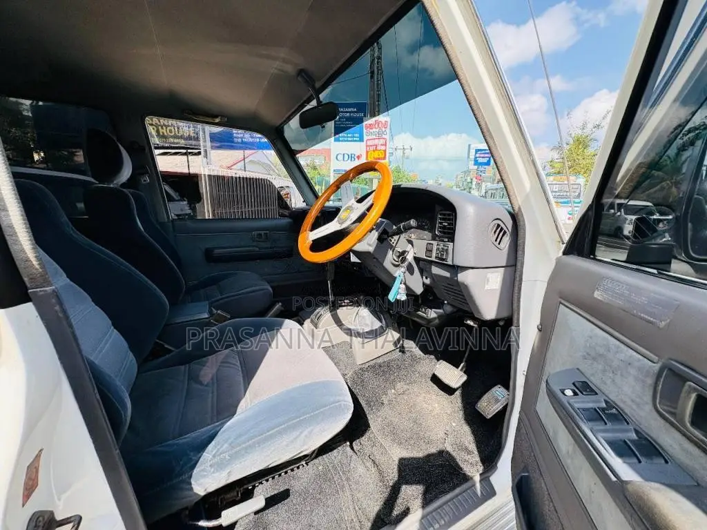 Toyota Box Prado 1989 SUV (Used)