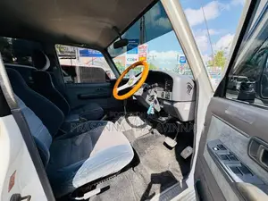 Toyota Box Prado 1989 SUV (Used)