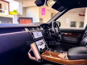 Range-Rover Vogue 2018 SUV (Used)
