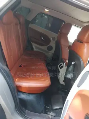 Land-Rover Evoque 2012 SUV (Used)