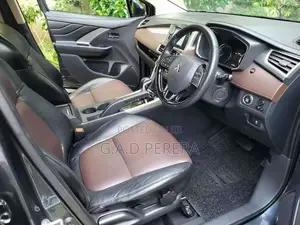 Mitsubishi Xpander Cross 2020 SUV (Used)
