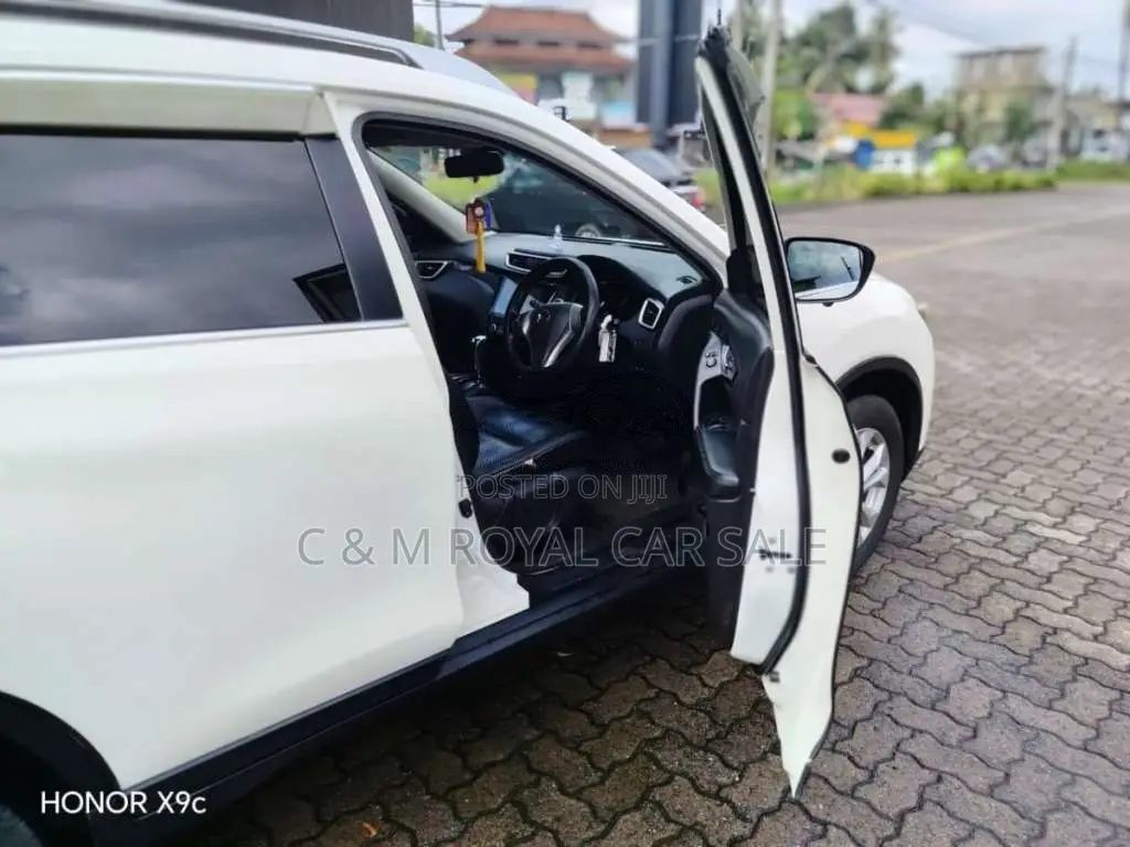 Nissan X-TRAIL 2016 SUV (Used)