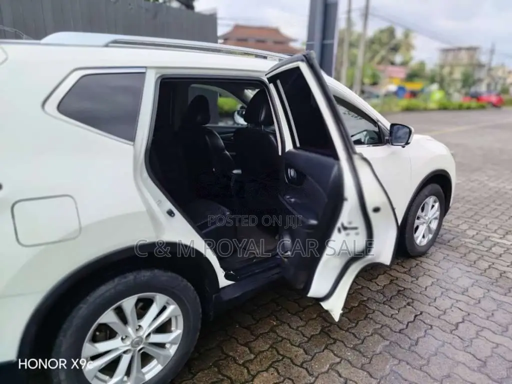 Nissan X-TRAIL 2016 SUV (Used)