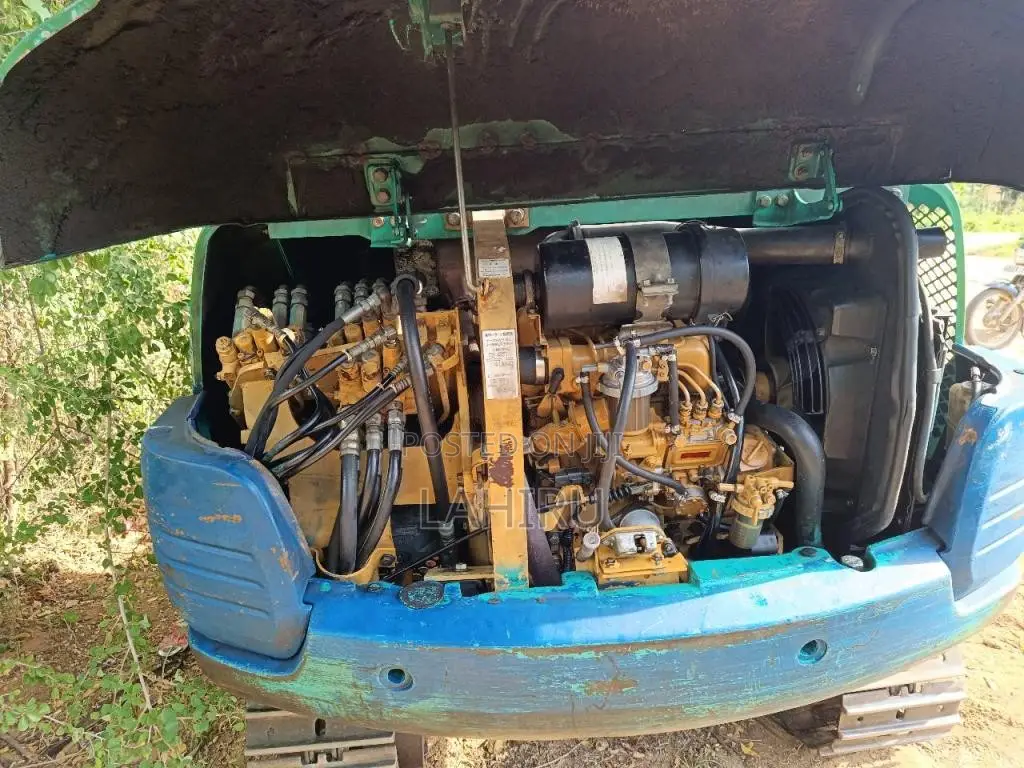 Komatsu PC 30 2015 Heavy-Duty (Used)