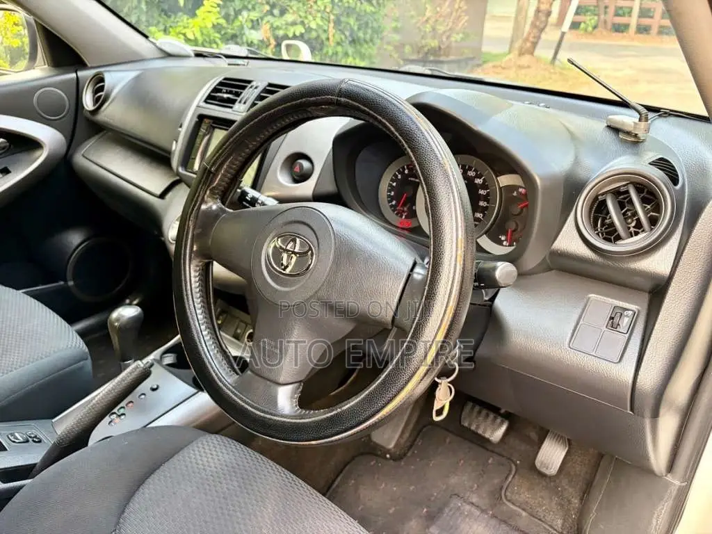 Toyota RAV4 2007 SUV (Used)