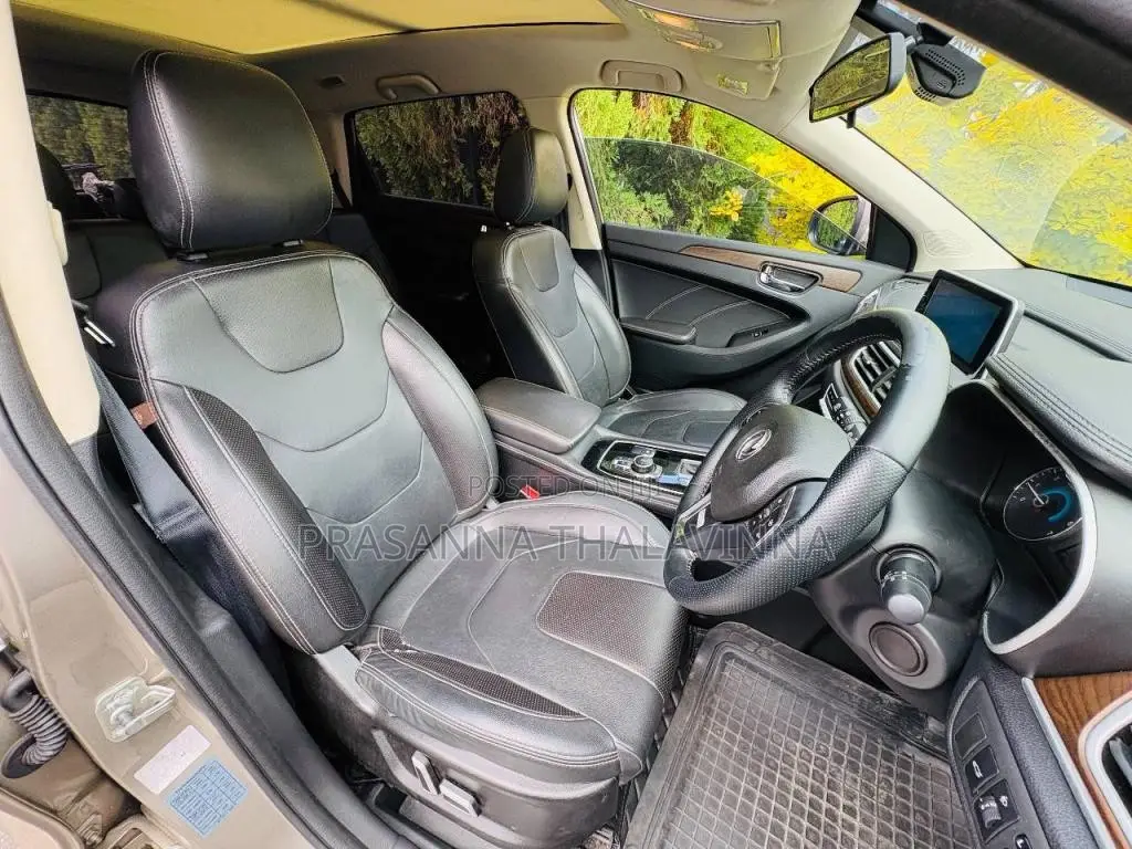 DFSK Glory I-Auto 2022 SUV (Used)