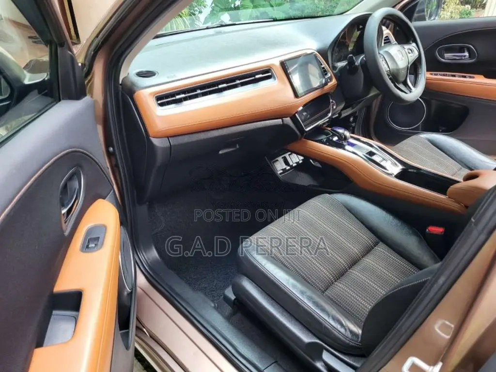 Honda Vezel Orange Pack 2016 SUV (Used)