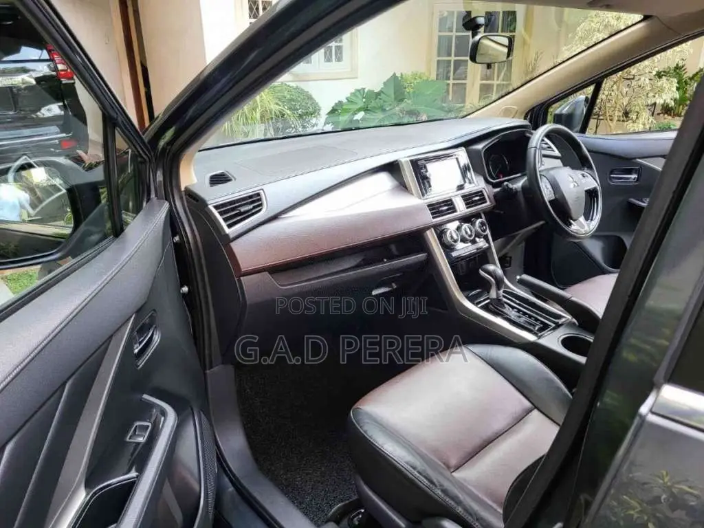 Mitsubishi Xpander Cross 2020 SUV (Used)