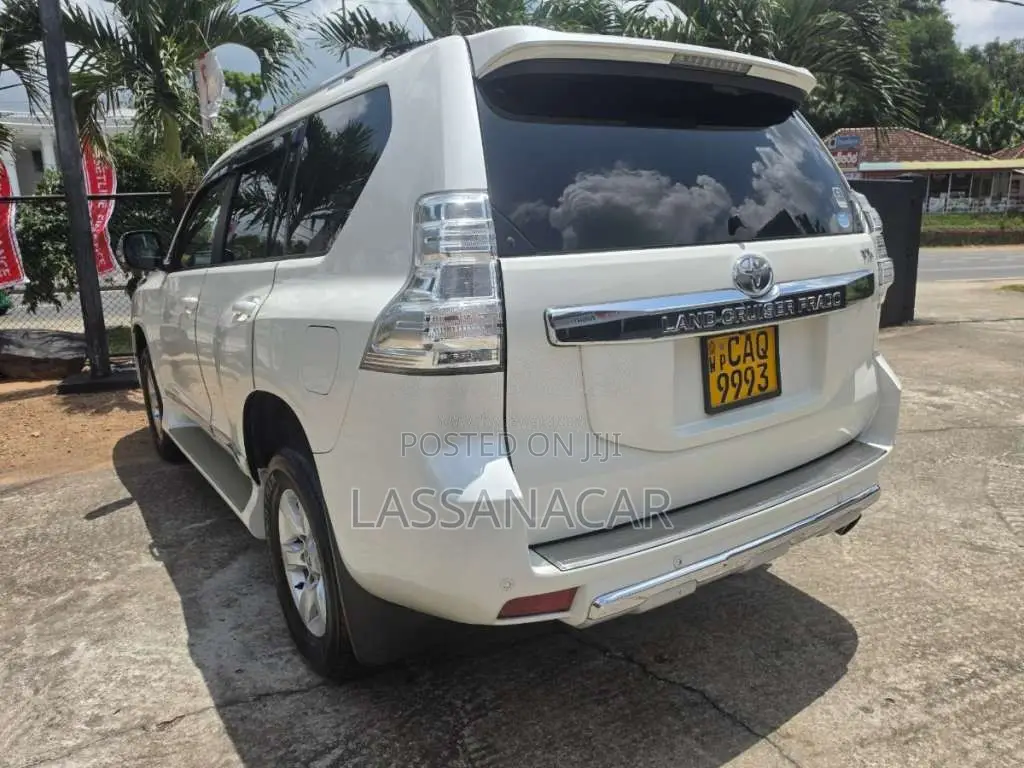 Toyota Prado 2015 SUV (Used)